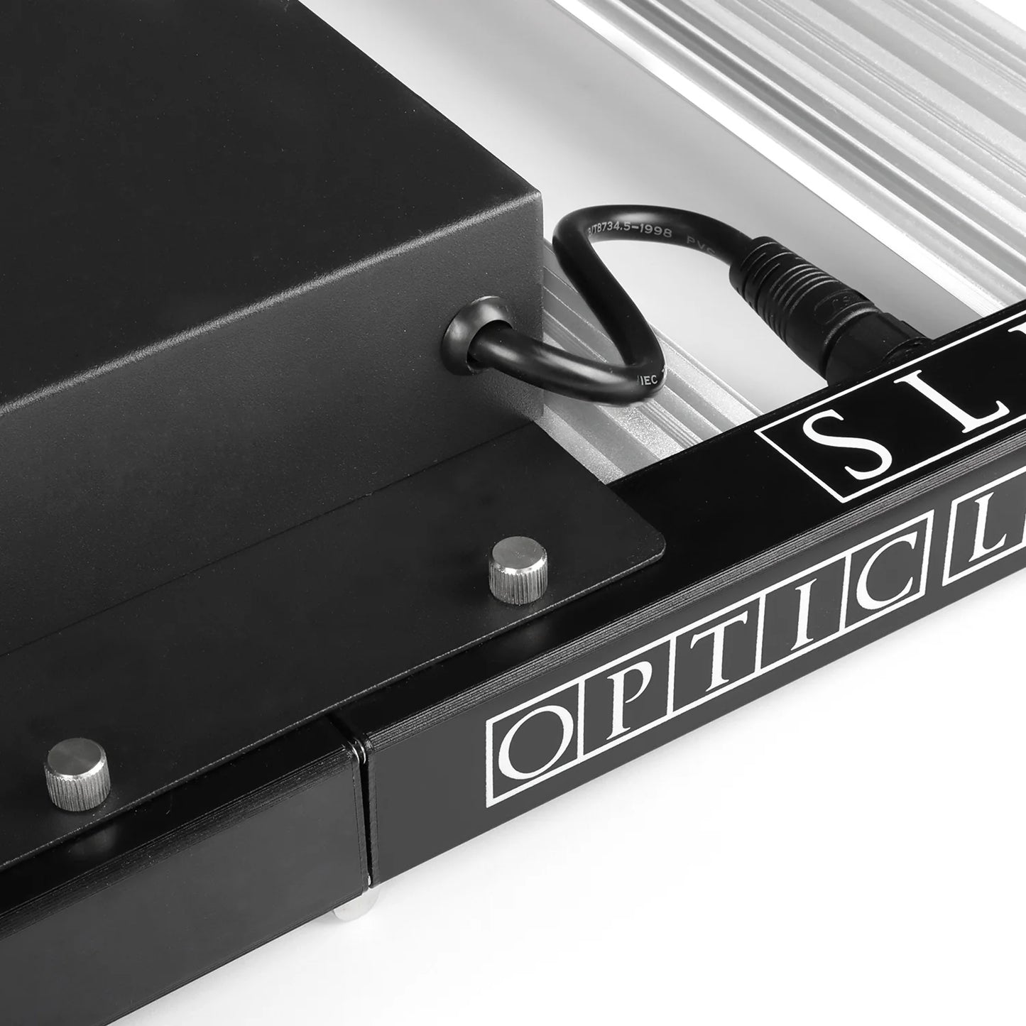 OPTIC SLIM 750S Next Gen V2 750w (調光機能、3 Dimmers) 照射距離:最大150cm × 150cm UV / IR