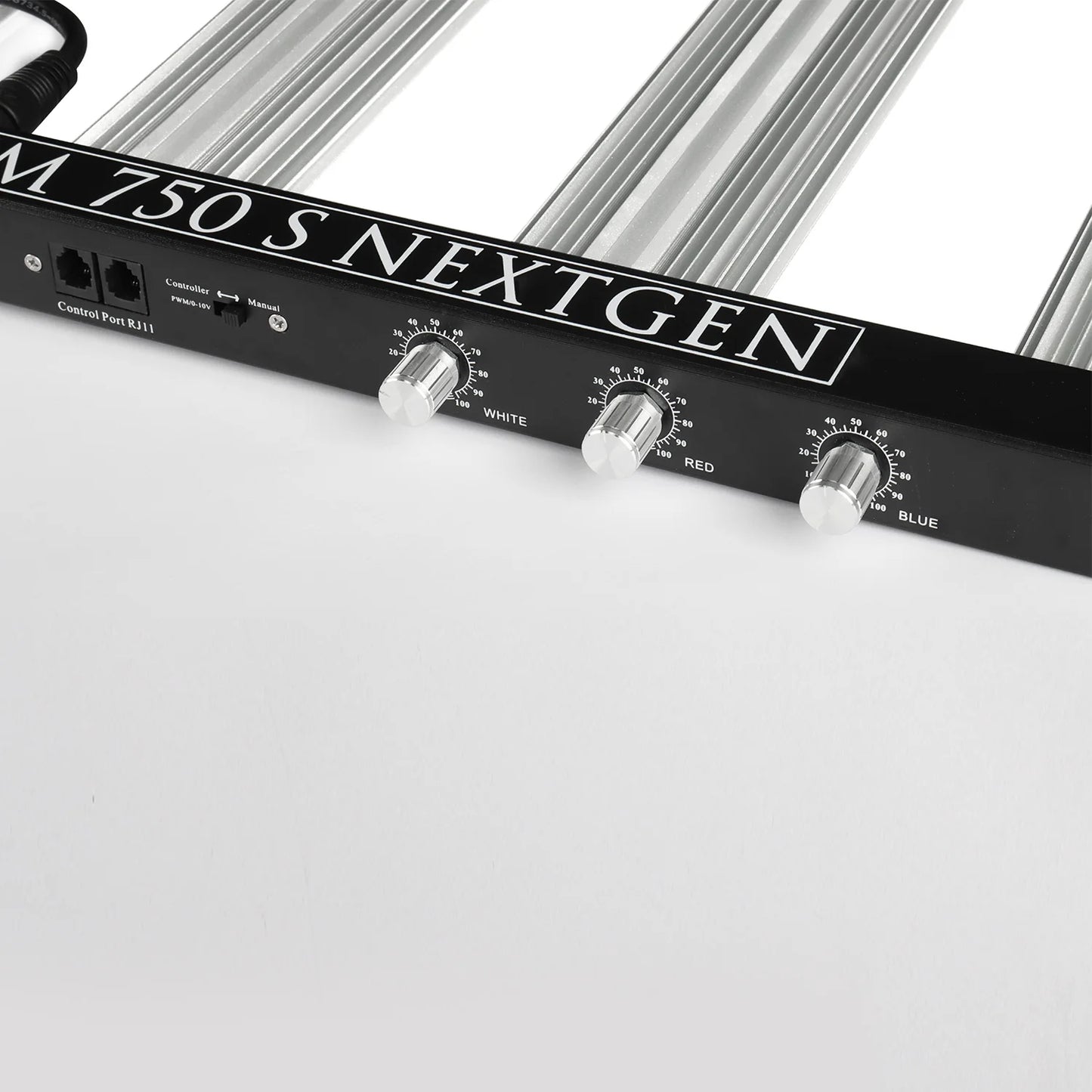 OPTIC SLIM 750S Next Gen V2 750w (調光機能、3 Dimmers) 照射距離:最大150cm × 150cm UV / IR